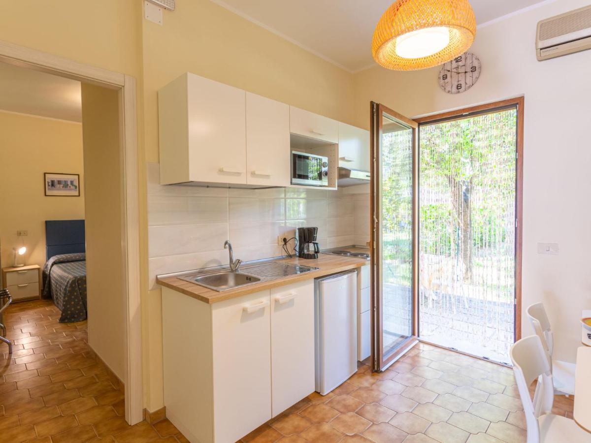 Apartment Mare Blu-1 By Interhome Франкавила ал Маре Екстериор снимка